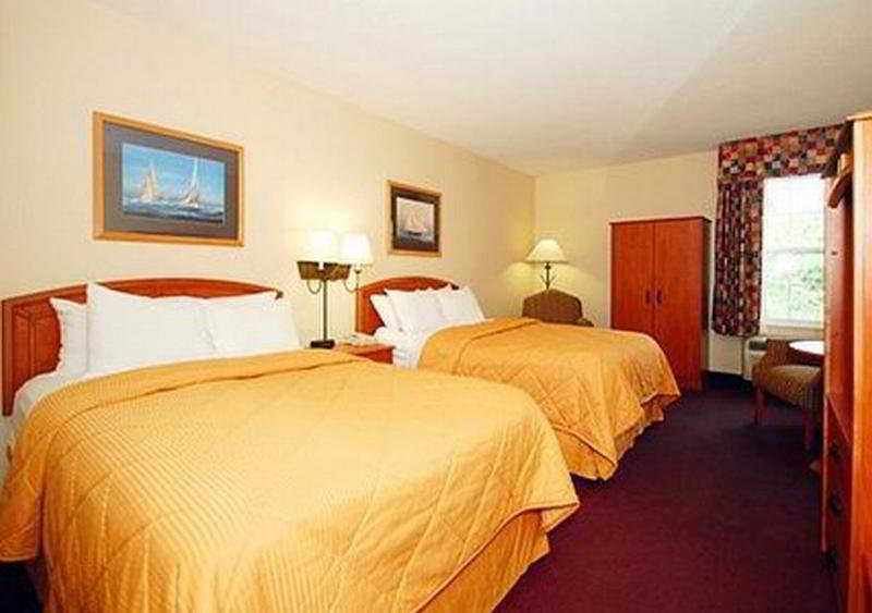 Quality Inn Mystic-Groton Buitenkant foto