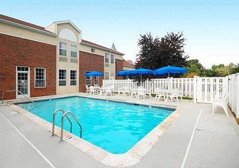 Quality Inn Mystic-Groton Buitenkant foto