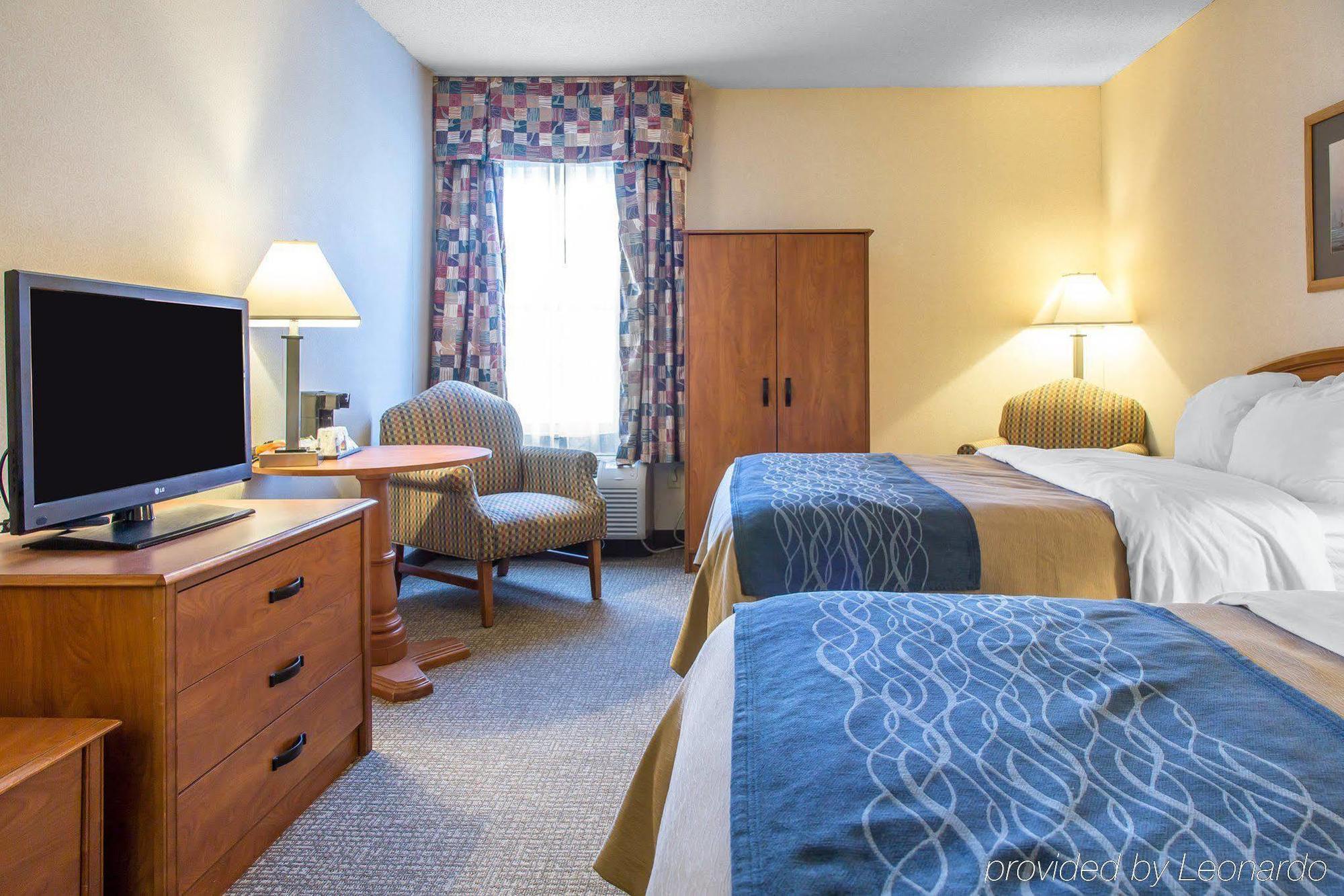 Quality Inn Mystic-Groton Buitenkant foto